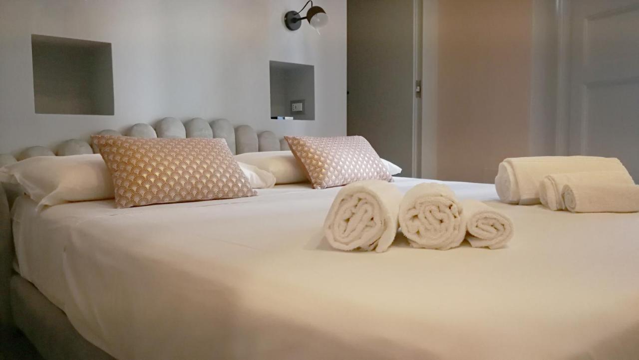 Luciani 33 Luxury Rooms Salerno Exteriér fotografie