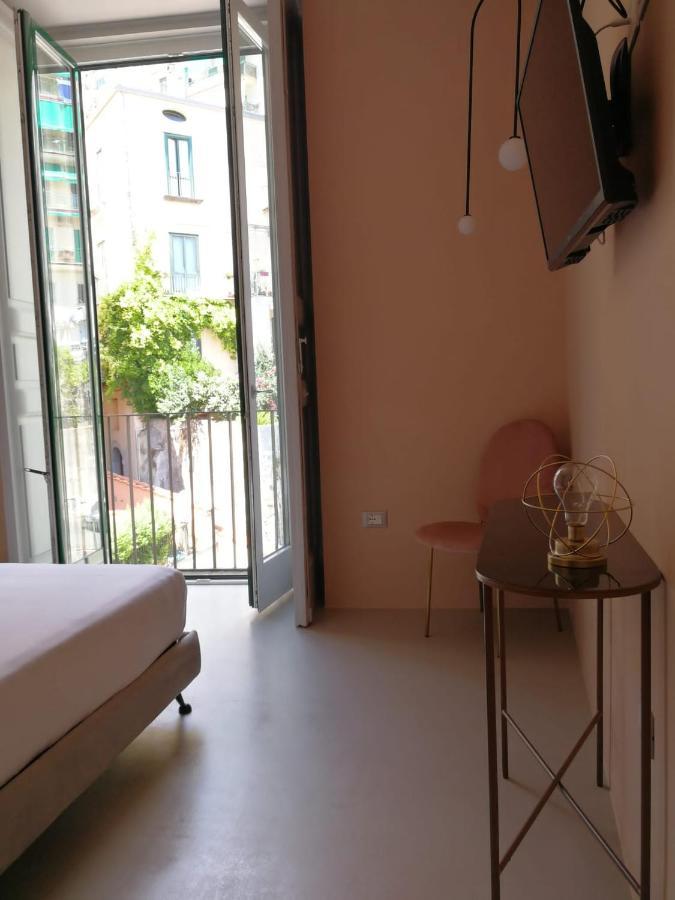 Luciani 33 Luxury Rooms Salerno Exteriér fotografie